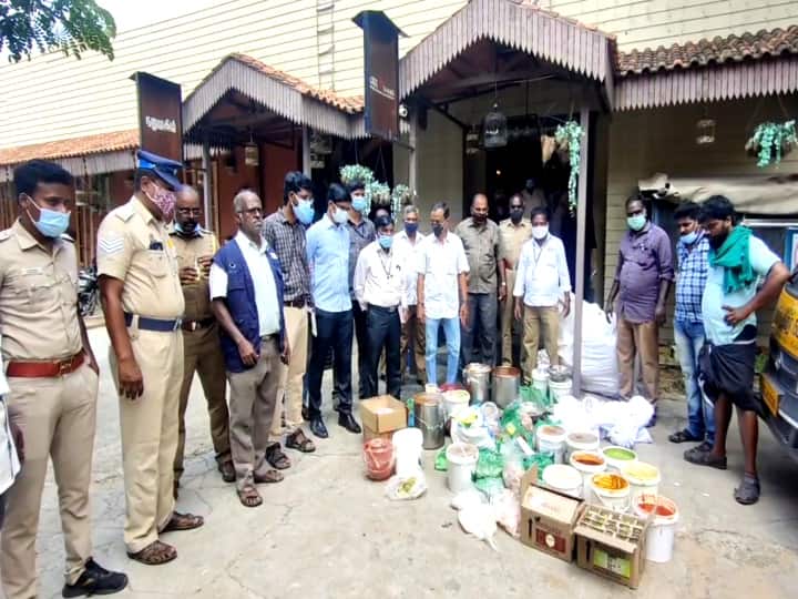 unhealthy food preparation sealed for nonvegetarian restaurant! மயிலாடுதுறை: சுகாதாரமற்ற முறையில் உணவு தயாரித்த அசைவ உணவகத்திற்கு சீல்!