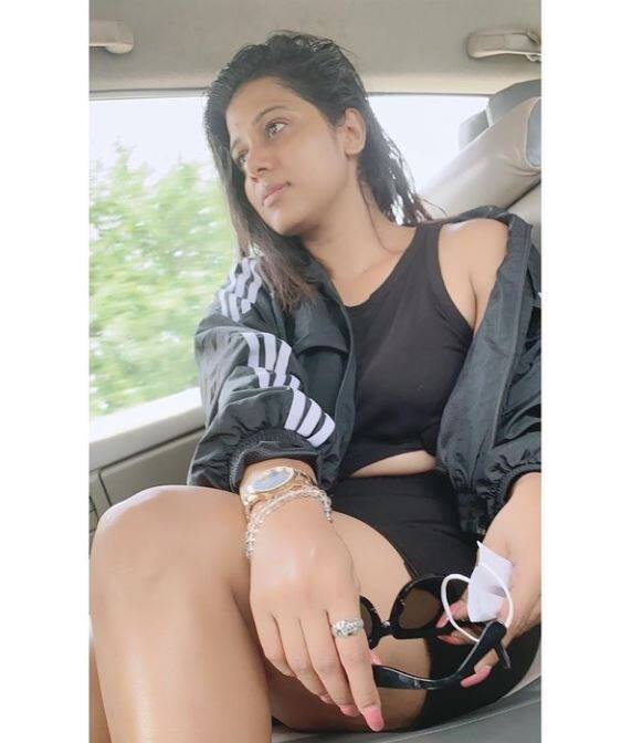 நிழல்கூட நடக்கின்ற சுகம் கூட நீ தந்த
