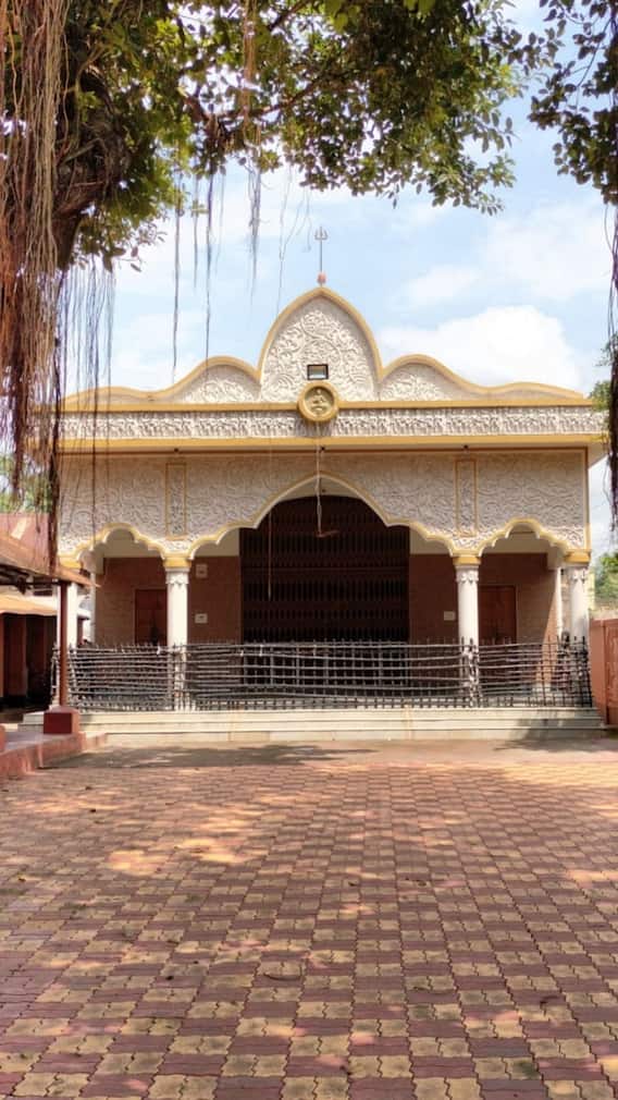 প্রণবহীন মুখোপাধ্যায় বাড়ির দুর্গা পুজো, মিরাটিতে চলছে প্রস্তুতি