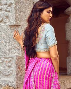 Manchu Lakshmi Pics: సంప్రదాయ చీర కట్టులో బుట్టబొమ్మలా కనిపిస్తున్న మంచుముత్యం