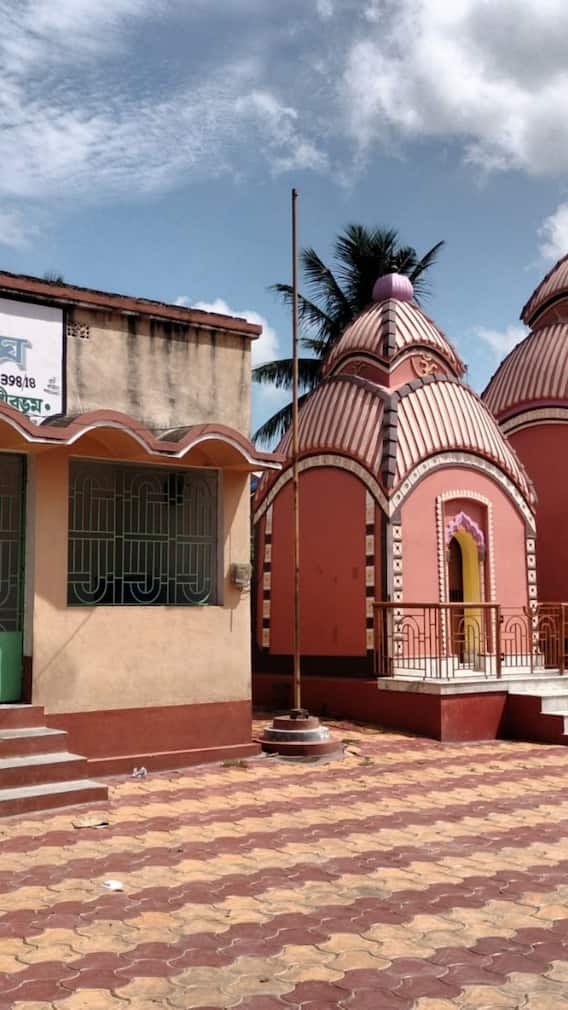 ৭৯ বছরে পা অনুব্রত মণ্ডলের বাড়ির পুজোর