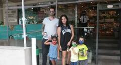 ਬੱਚਿਆਂ ਤੇ ਪਤੀ ਨਾਲ ਮੁੰਬਈ 'ਚ ਨਜ਼ਰ ਆਈ Sunny Leone, ਦੇਖੋ ਤਸਵੀਰਾਂ