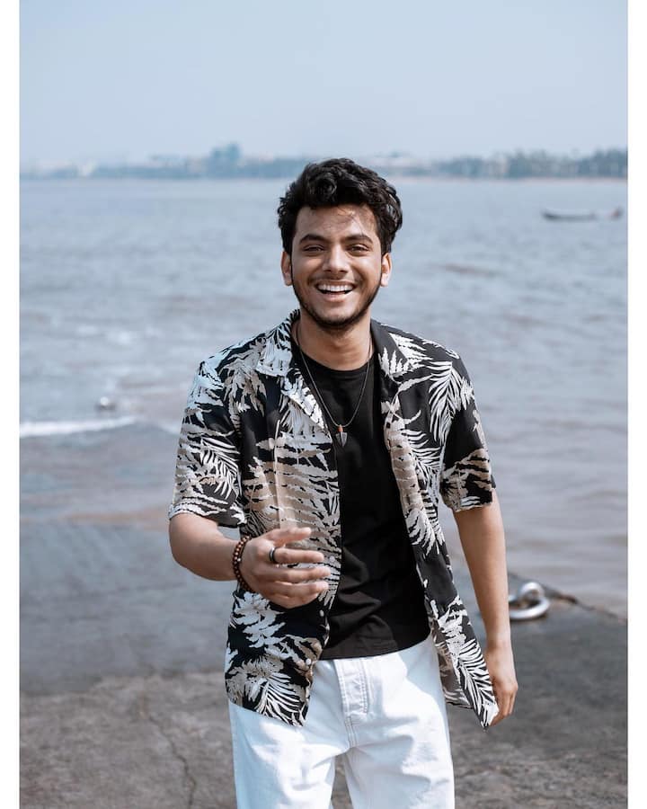 विशाल जेठवा (Vishal Jethwa): अब रोहन शाह का जिक्र आया तो याद आ गए विशाल जेठवा. अब विशाल जेठवा कौन हैं ये मत पूछिएगा. मर्दानी 2 में विशाल की एक्टिंग देख रौंगटे खड़े हो जाते हैं. लेकिन जो रिस्पॉन्स उन्हें मिलना चाहिए था वो उन्हें नहीं मिला. (फोटो – सोशल मीडिया)