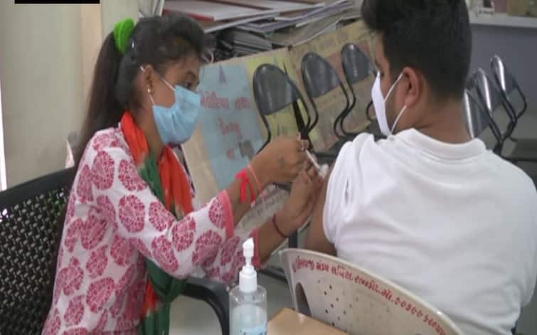 Bhopal: एमपी की राजधानी में लगी 100 प्रतिशत लोगों को वैक्सीन, सीएम शिवराज ने दी जनता को बधाई