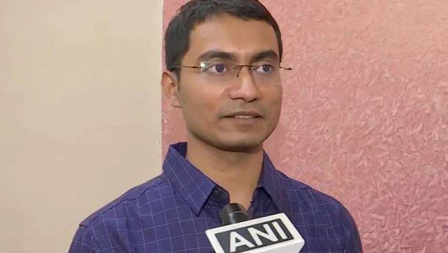 Shubham Kumar from IIT Bombay tops civil services exam 2020: UPSC UPSC Civil Service 2020 Topper: IAS হওয়া স্বপ্ন ছিল, অবহেলিতদের পরিষেবা দেওয়াই লক্ষ্য UPSC Topper শুভম কুমারের