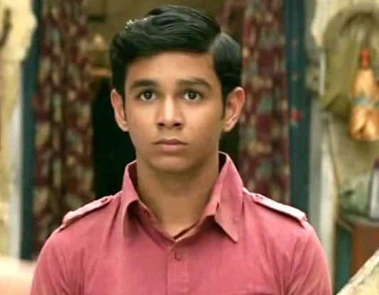 ऋत्विक साहोरे (Ritvik Sahore): दंगल में गीता फोगाट और बबीता फोगाट के कजिन का रोल निभान वाले ऋत्विक साहोरे आपको याद ही होंगे. इनका किरदार भले ही इंटरवल से पहले का था लेकिन भूलने लायक कतई नही था. यूं तो ऋत्विक पहले भी फिल्मों में काम कर चुके थे लेकिन इस फिल्म में उन्हें देख लोगों को मजा तो खूब आया लेकिन उनकी तारीफ करने में हिचकिचा गए और उन्हें वो पहचान नहीं मिला जिसके वो हकदार थे. (फोटो – सोशल मीडिया)