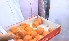 ਰਾਜਕੁਮਾਰ ਵੇਰਕਾ ਦੇ ਕੈਬਨਿਟ ਮੰਤਰੀ ਬਣਨ ਦੀਆਂ ਖਬਰਾਂ ਤੋਂ ਬਾਅਦ ਸਮਰਥਕਾਂ ਨੂੰ ਗੋਡੇ-ਗੋਡੇ ਚਾਅ, ਵੰਡੇ ਲੱਡੂ