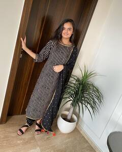 Ruhaanika Dhawan Photos: बड़ी हो गई हैं दिव्यांका त्रिपाठी की रील लाइफ बेटी रूही, लेटेस्ट तस्वीरें देखकर पहचानना मुश्किल, देखें तस्वीरें