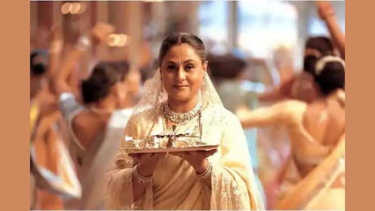 Jaya Bachchan Completes 50 Years In Film Industry, Son Abhishek Pens Down Heartfelt Note ছবির জগতে ৫০ বছর পূর্তি জয়া বচ্চনের, সোশ্যাল মাধ্য়মে মাকে নিয়ে আবেগপ্রবণ অভিষেক