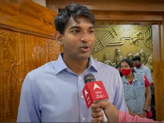 Civils Ranker Abhishek: ఐఐటీ కుర్రాడు సివిల్స్ సాధించాడు.. తన విజయంపై ఏమన్నాడంటే!