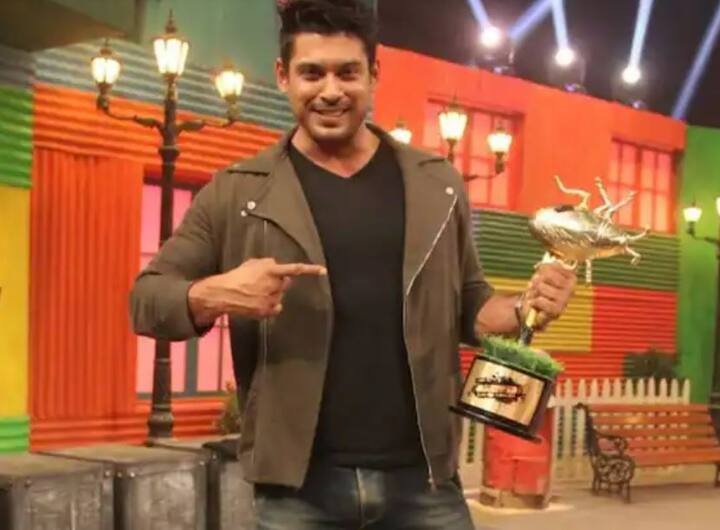 दिवंगत अभिनेता सिद्धार्थ शुक्ला 'खतरों के खिलाडी 7' चा विजेता बनला होता. हा सिझन अभिनेता अर्जुन कपूरनं होस्ट केला होता.