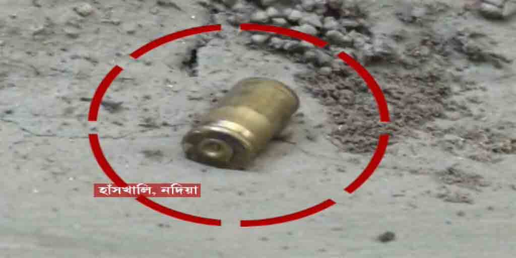 Nadia: TMC-BJP clash over allegation of Sabuj Sathi cycle theft, 5 injured in firing Nadia: সবুজ সাথীর সাইকেল চুরির অভিযোগকে কেন্দ্র করে নদিয়ার হাঁসখালির কৈখালিতে তৃণমূল-বিজেপি সংঘর্ষ, গুলিবিদ্ধ ৫