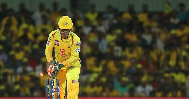 IPL 2021: Dhoni secured record of Most catches as a wicket keeper in IPL Dhoni Record in IPL: தோனியின் புது ஐபிஎல் ரெக்கார்ட்... நம்பர்ஸ் சொல்வது என்ன?