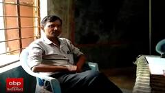 છોટા ઉદેપુરની શાળામાં આચાર્ય દારૂ પીને આવ્યા શાળામાં, પૂછ્યું તો કહ્યુંઃ દેશી દારૂ પીધો છે ને.......જુઓ વીડિયો