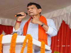 UP Cabinet Expansion: पीएम मोदी के करीबी एके शर्मा को नहीं मिली यूपी कैबिनेट में जगह, इसी साल बीजेपी में हुए हैं शामिल