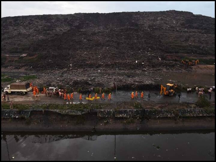 Ghazipur Landfill Site: गाज़ीपुर का कूड़े का पहाड़ बना EDMC की कमाई का साधन, AAP ने कहा 'शर्म की बात'
