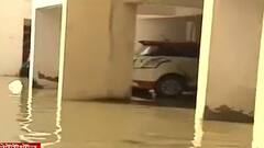 Kolkata Waterlogged: সোমবারের বৃষ্টির জমা জলে এখনও নাজেহাল শহরের একাধিক আবাসনের বাসিন্দারা | Bangla News