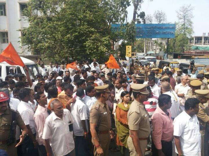 Tamil Nadu: Tension Prevails In Mettupalayam After Bike-borne Duo Attack Hindu Munnani Leader Tamil Nadu: Tension Prevails In Mettupalayam After Bike-Borne Duo Attack Hindu Munnani Leader