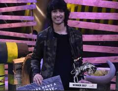 Khatron Ke Khiladi : सिद्धार्थ कपूर, करिष्मा तन्ना ते पुनित पाठकपर्यंत, जिगरबाज स्टंट करत हे स्टार बनले 'खतरों के खिलाडी'