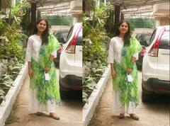 ਵਾਈਟ ਪਲਾਜ਼ੋ ਤੇ ਹਰੀਆਂ ਚੂੜੀਆਂ ਪਾ ਕੇ ਸਾਰਾ ਅਲੀ ਖਾਨ ਨੇ ਦਿਖਾਏ ਨਵਾਬੀ ਠਾਠ, ਦੇਖੋ ਖੂਬਸੂਰਤ ਤਸਵੀਰਾਂ