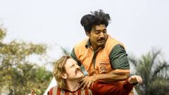 কুস্তির শট দেখে হাততালি দিয়ে উঠেছিলেন কুস্তিগীরেরা, প্রকাশ্যে দেবের প্রস্তুতির ভিডিও