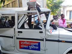 बिहारः बांका में अनियंत्रित ट्रक की चपेट में आने से होमगार्ड जवान की मौत, दूसरा जख्मी, पुलिस वाहन भी क्षतिग्रस्त