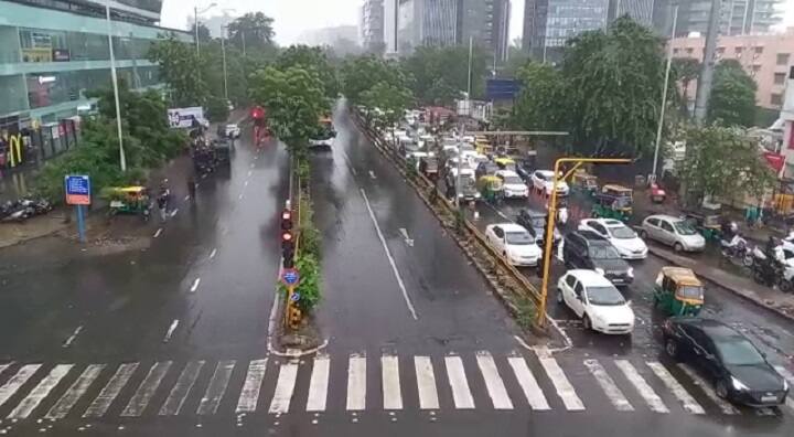 Heavy rain forecast in the state, yellow in 20 districts and orange alert in 6 districts રાજ્યમાં ભારે વરસાદની આગાહી, 20 જિલ્લામાં યલો તો 6 જિલ્લામાં ઓરેન્જ એલર્ટ જાહેર