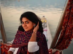 Nimisha Sajayan Pics: அழகூரில் பூத்தவளே..! மலையாள நடிகை நிமிஷா சஜயனின் க்ளிக்ஸ்!