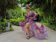 पति Abhinav Shukla का बर्थ डे सेलिब्रेट करने मालदीव पहुंचीं Rubina Dilaik, फ्लोरल ड्रेस में दिखाया खूबसूरत अंदाज़