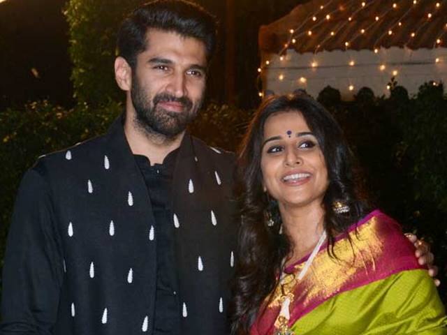 Aditya Roy Kapur And Vidya Balan: आदित्य रॉय कपूर और विद्या बालन, दोनों अपनी फिल्मों की शूटिंग में बिज़ी रहते हैं. हालांकि, दोनों के पास एक-दूसरे के बारे में कहने के लिए सिर्फ अच्छी बातें ही होती हैं. आदित्य और विद्या एक आदर्श भाभी-देवर की जोड़ी बनाते हैं.