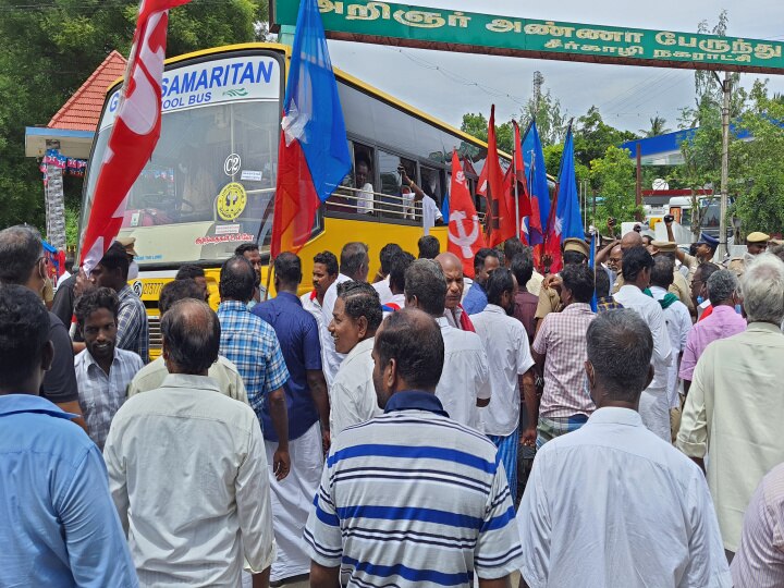 நாடு முழுவதும் நடந்து வரும் பாரத் பந்த் - மயிலாடுதுறையில் ரயில் மறியலில் ஈடுபட்ட விவசாயிகள் கைது