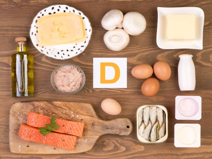 Vitamin D Deficiency Disease Symptoms Food Source Of Vitamin D Fish Egg Mushroom and Orange Milk Vitamin D Food: दिनभर शरीर में दर्द और थकान रहती है, हो सकती है विटामिन डी की कमी, इन खाद्य पदार्थों से पूरा करें कमी