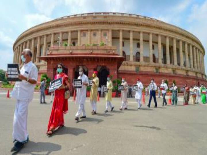 Bharat Bandh: வேளாண் சட்டங்கள் எதிர்த்து நாடு தழுவிய போராட்டம்.. பரவலாக கடைபிடிக்கப்படும் கடையடைப்பு