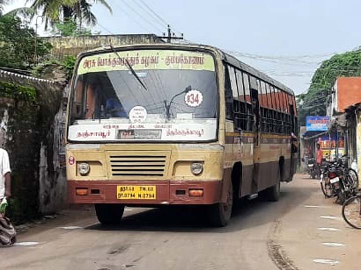 தஞ்சை:கரும்புகைகளை வெளியேற்றும் அரசுப்பேருந்து-சீட்டின் கீழே புகை வருவதால் ஓட்டுநருக்கு மூச்சு திணறல்