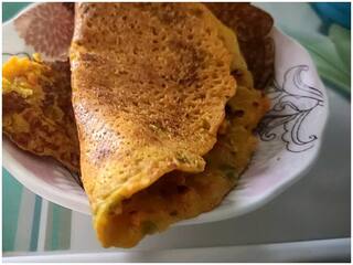 Kitchen Hack: नाश्ते में बनाना है कुछ हेल्दी? तो ट्राई करें Kuttu के आटे का Cheela