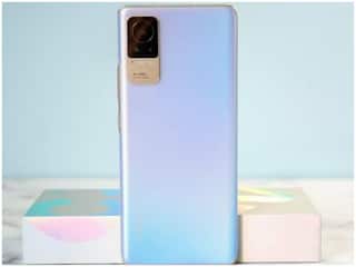 Xiaomi के इस 5G स्मार्टफोन ने मचाया तहलका, सिर्फ 5 मिनट में बिके 230 करोड़ रुपये के हैंडसेट