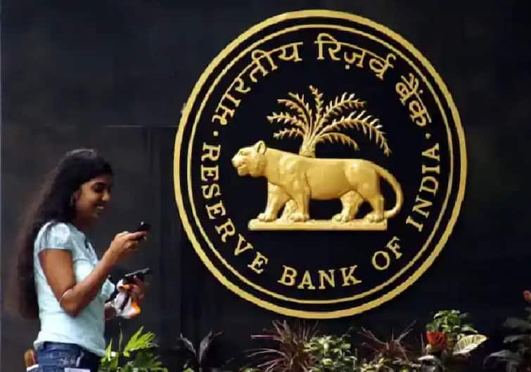RBI Monetary Policy committee to meet 3 days from today Repo rate reverse repo rate  RBI Monetary Policy : व्याजदरात कपात होणार का? आरबीआयच्या पतधोरण समितीची बैठक सुरु