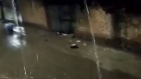 ભાવનગર: મોડી રાત્રે વરસાદ, ઠેર-ઠેર ભરાયા પાણી, જુઓ ગુજરાતી ન્યુઝ