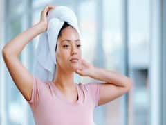 Health Tips: नहाने के बाद तौलिया लपेटने से फैल सकती हैं बीमारी, कहीं आप तो नहीं कर रहे ऐसी गलती