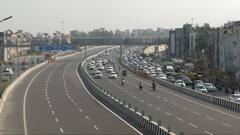 Farmers Bharat Bandh: Vehicles crawl due to traffic congestion near Akshardham temple