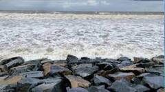 Digha Weather: দিঘায় টানা বৃষ্টির সঙ্গে দমকা হাওয়া, দুর্ঘটনা এড়াতে মাইকিং পুলিশের | Bangla News
