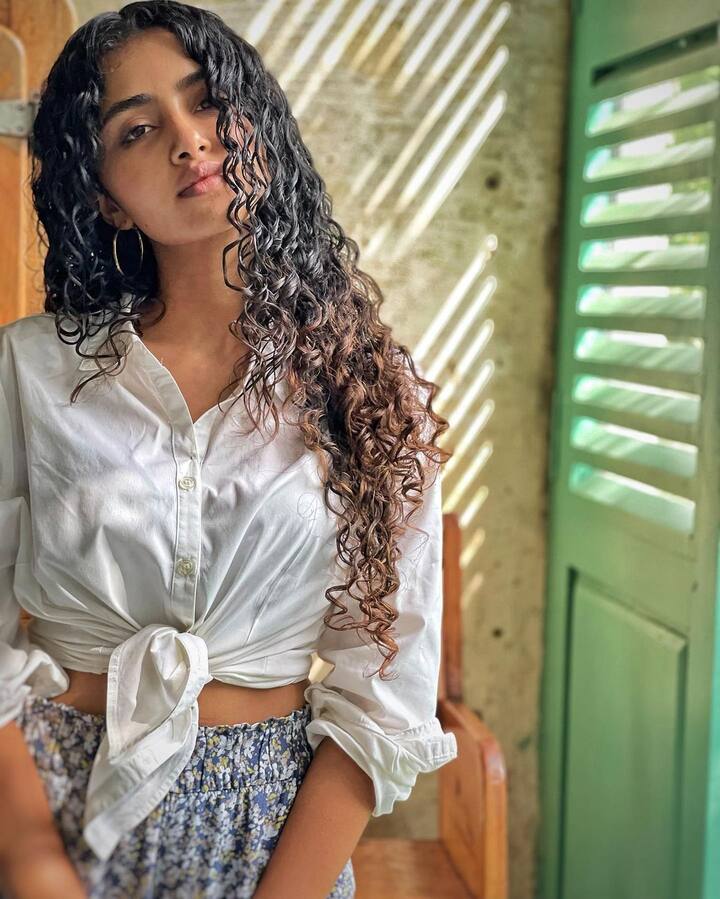 (Courtesy : Instagram) కానీ మెల్లగా అందరిలానే అందాల ప్రదర్శన మొదలుపెట్టింది. తాజాగా ఆమె షేర్ చేసిన ఫోటోలు వైరల్ అవుతున్నాయి.