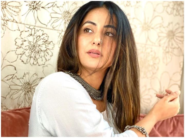 Hina Khan says she used to get rejected because of her complexion Hina Khan ने किया खुलासा, सांवले रंग के कारण नहीं मिलते थे रोल