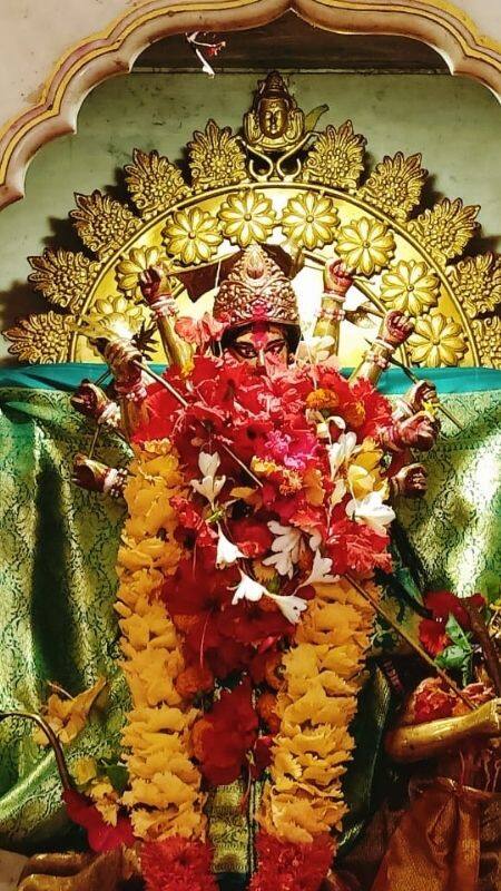 সতীপীঠ বক্রেশ্বরে দুর্গারূপে পূজিত মনপাত দেবী
