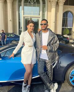 Urvashi Rautela ने Egyptian एक्टर Mohamed Ramadan के साथ शेयर की खूबसूरत तस्वीरें