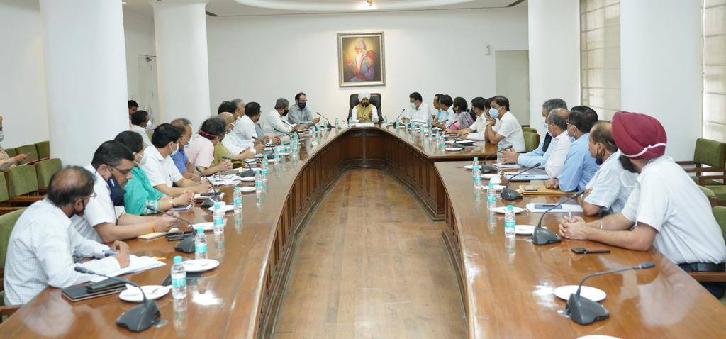 After Sidhus resignation, CM Channi called an emergency meeting ਸਿੱਧੂ ਦੇ ਅਸਤੀਫ਼ੇ ਮਗਰੋਂ CM ਚੰਨੀ ਨੇ ਸੱਦੀ ਹੰਗਾਮੀ ਮੀਟਿੰਗ