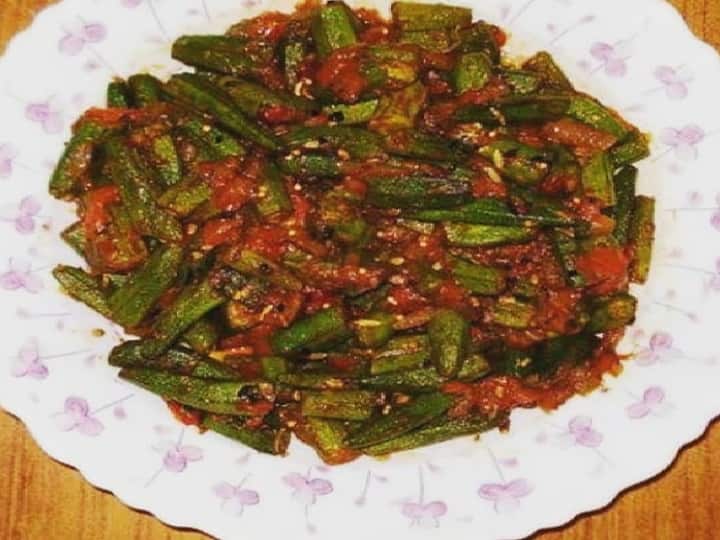 Kitchen Tips try this easy recipe of Masala Bhindi Masala Bhindi Recipe: लंच में बनाएं सेहत और स्वाद से भरी मसालेदार भिंडी, जानें इसकी बेहद आसान रेसिपी
