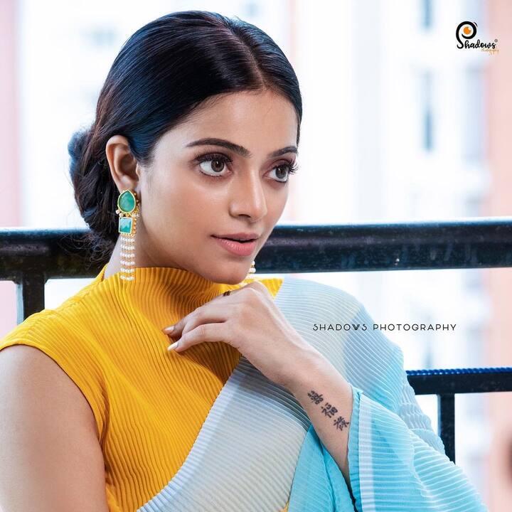 இனி நீயும் நானும்… ஒன்றாய்ச் சேர்ந்தால்… காதல் இரண்டு எழுத்து
