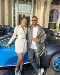 Urvashi Rautela ने Egyptian एक्टर Mohamed Ramadan के साथ शेयर की खूबसूरत तस्वीरें