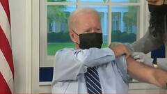 अमेरिकी राष्ट्रपति Joe Biden ने कोरोना वैक्सीन की तीसरी यानी की बूस्टर डोज ली